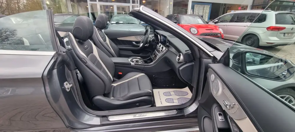 MERCEDES-BENZ C63S CABRIO 4