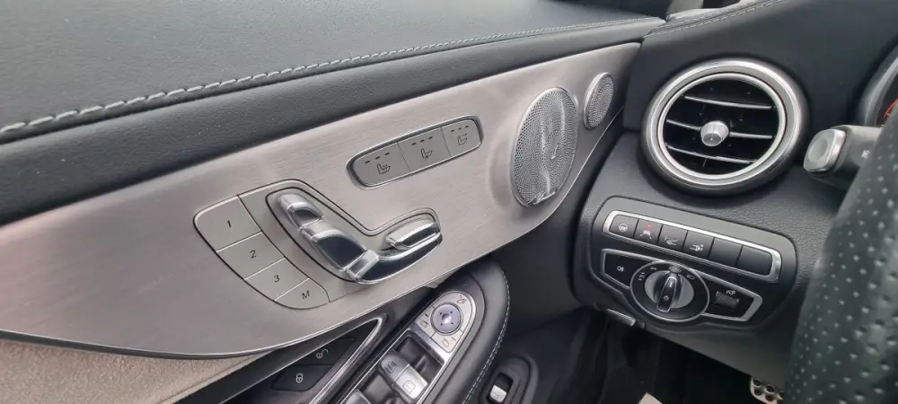 MERCEDES-BENZ C63S CABRIO 4
